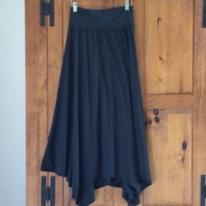 Adorable hanky hem long skirt